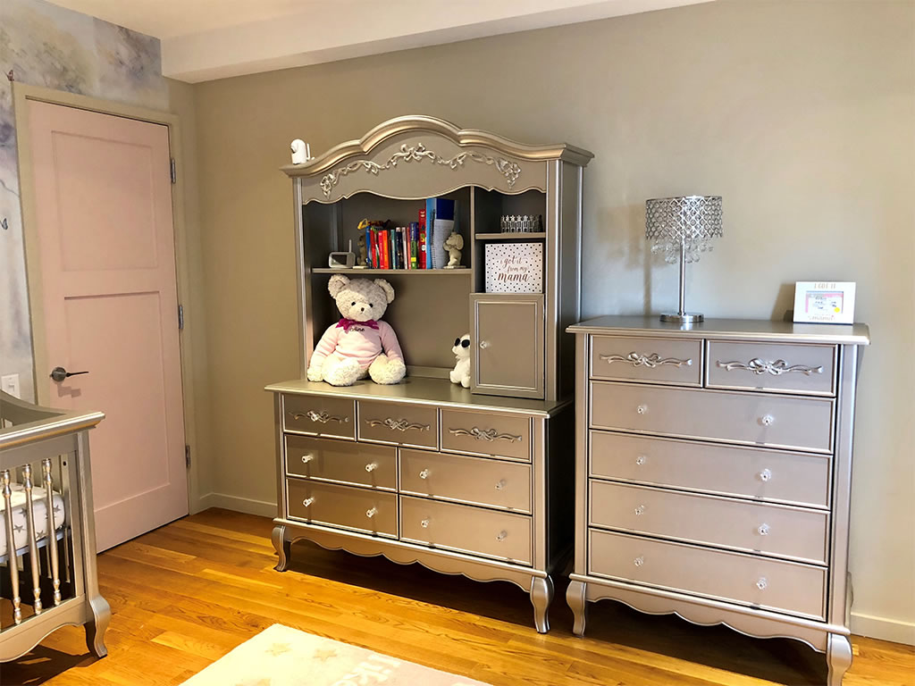 Evolur Aurora Double Dresser in Amber Joi Waktins Nursery