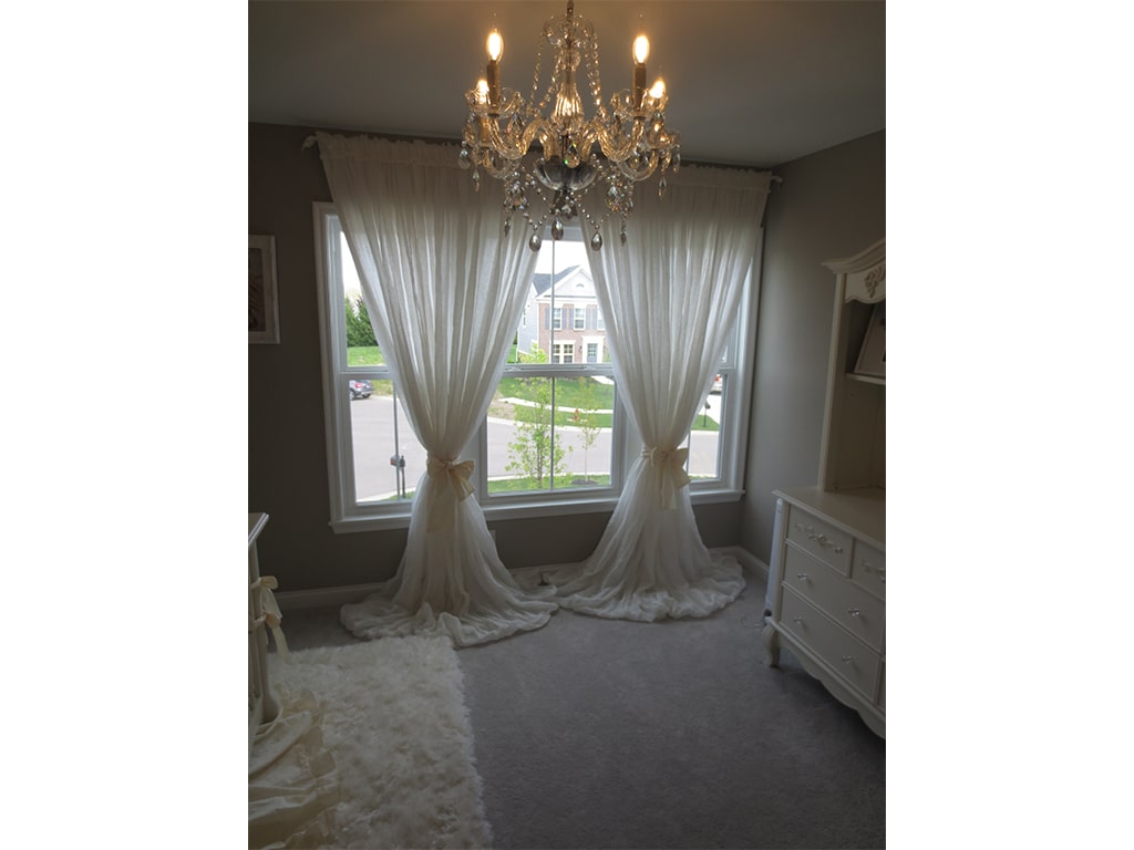 Evolur Aurora Crib Kristen Rebecca Zollar Pic 9