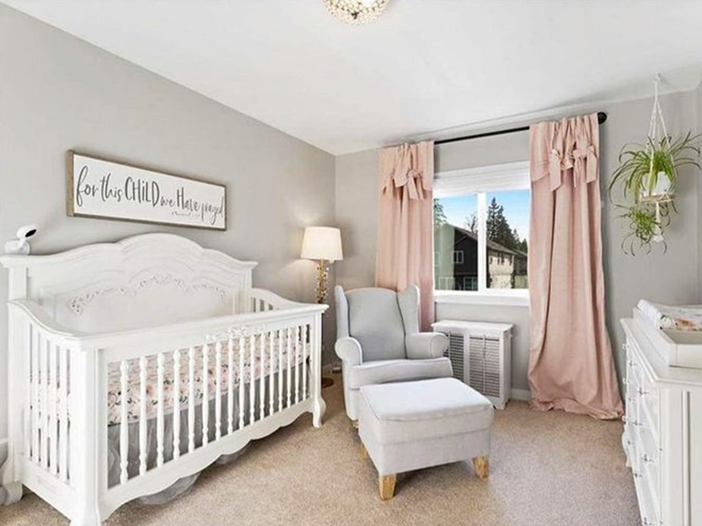 Evolur Aurora 5-in-1 Convertible Crib