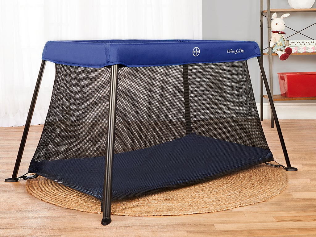 Dream On Me Travel Light Playard