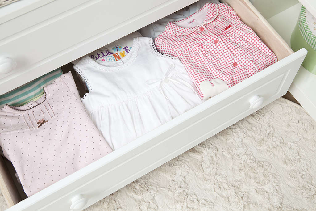 Empty the Dresser & Declutter All the Stuff