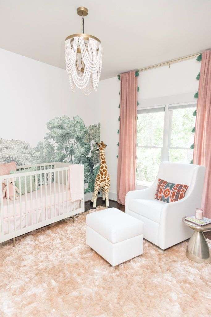 Design a girl safari nursery